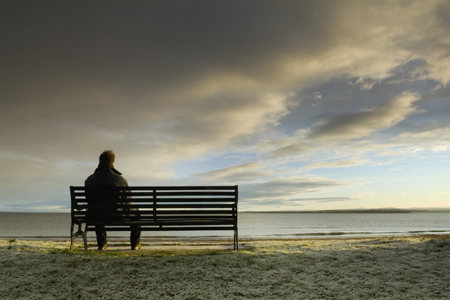 Удел - одиночество? Почему люди сегодня чувствуют себя все более и более одинокими?